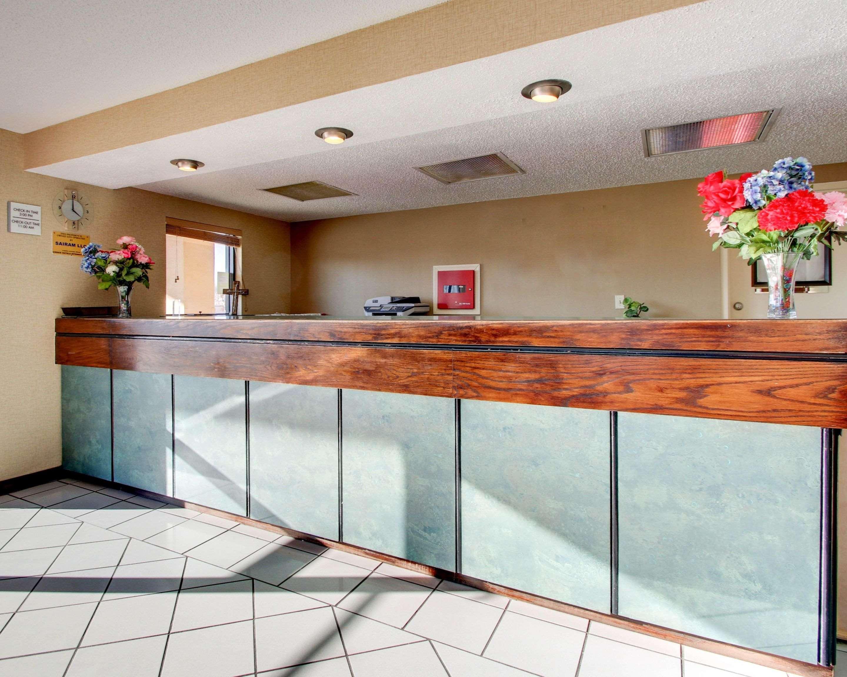Econo Lodge Виксбург Экстерьер фото