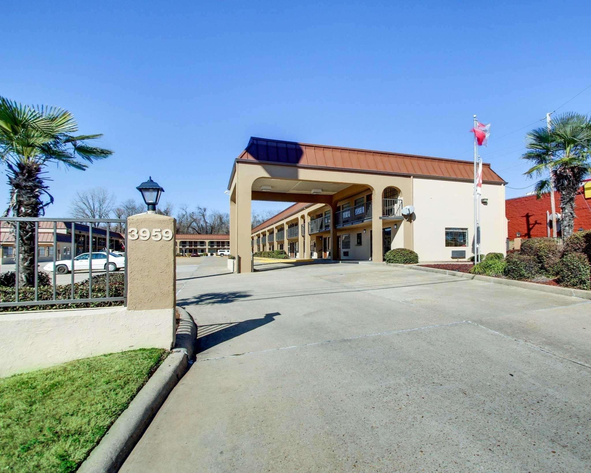 Econo Lodge Виксбург Экстерьер фото