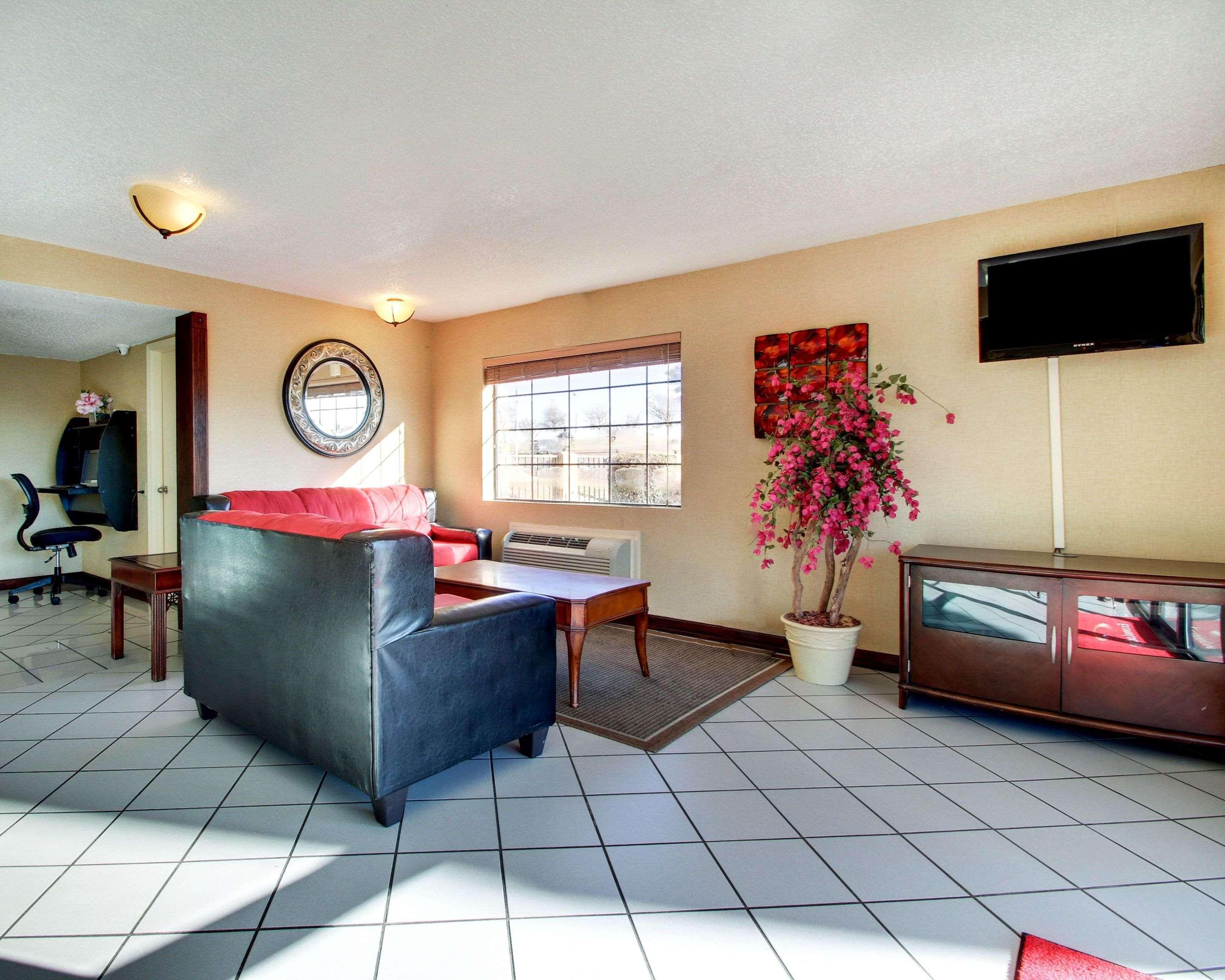 Econo Lodge Виксбург Экстерьер фото