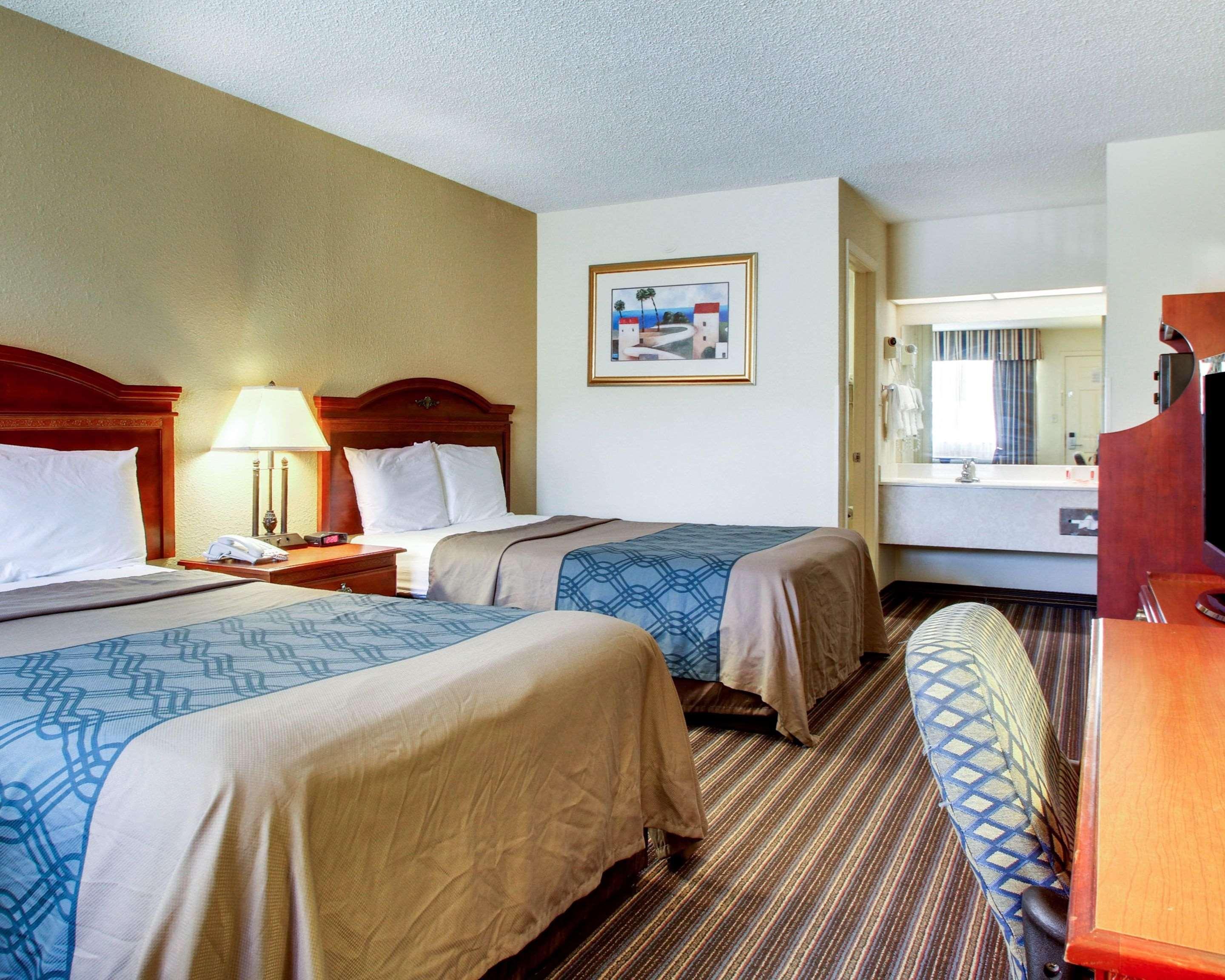 Econo Lodge Виксбург Экстерьер фото